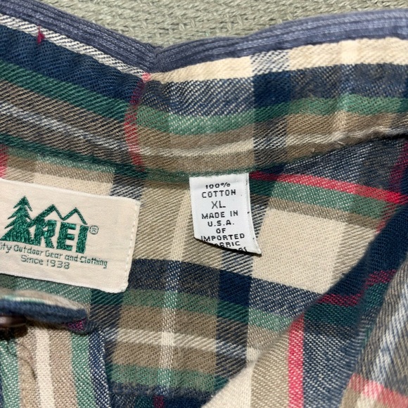 XL REI Flannel Long Sleeve Button Up - Picture 5 of 5